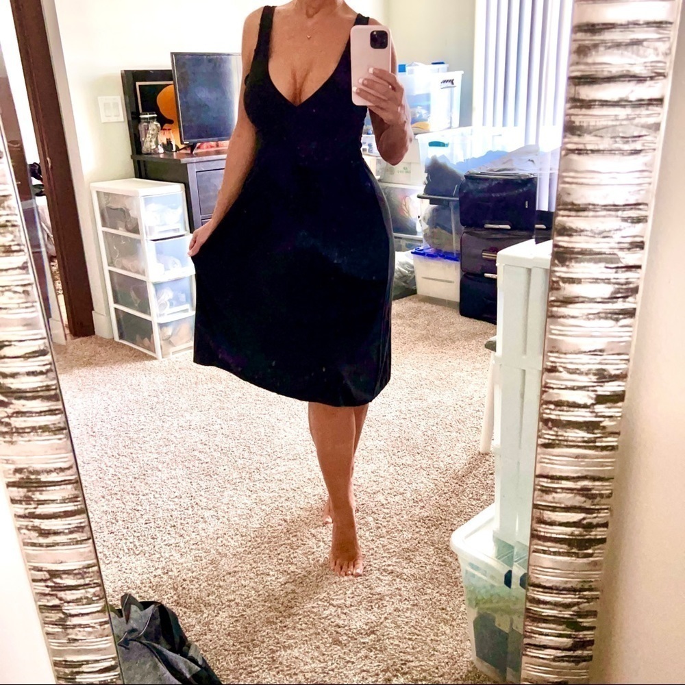 Co-Op 4 Barney’s Lovely MIDI Dress! Cute & classic! Perfect 4 Date Night! 💕